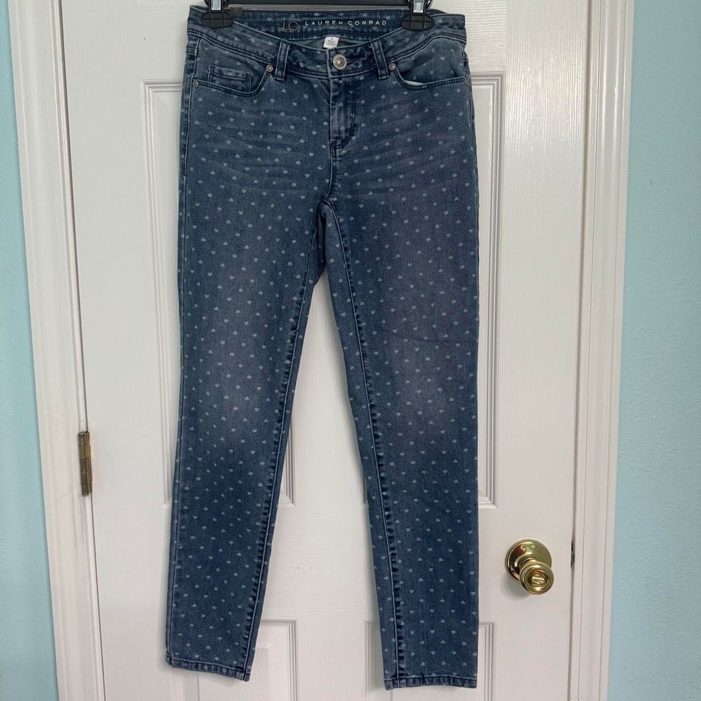 Lauren Conrad blue denim White heart printed jeans size 6 girly kidore coquette